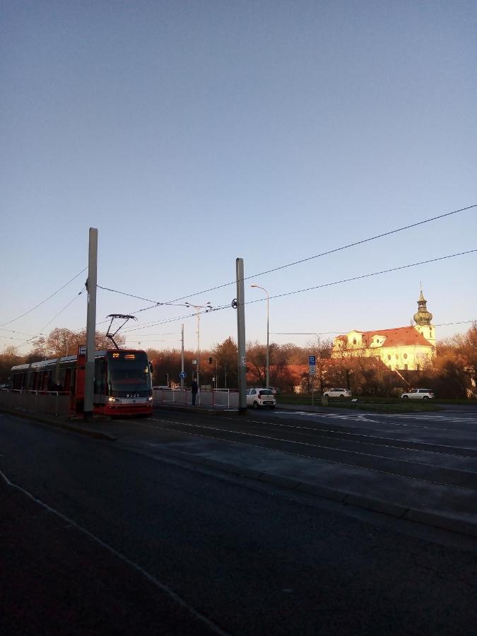 Apartricanova Прага Екстер'єр фото