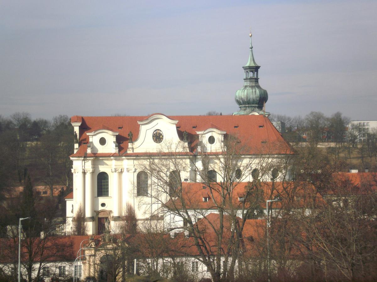 Apartricanova Прага Екстер'єр фото